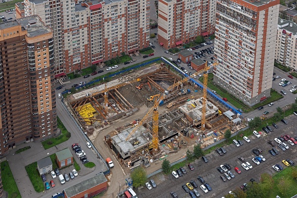 ДОМ НА КОСМОНАВТОВ