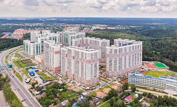 ИЗУМРУДНЫЕ ХОЛМЫ